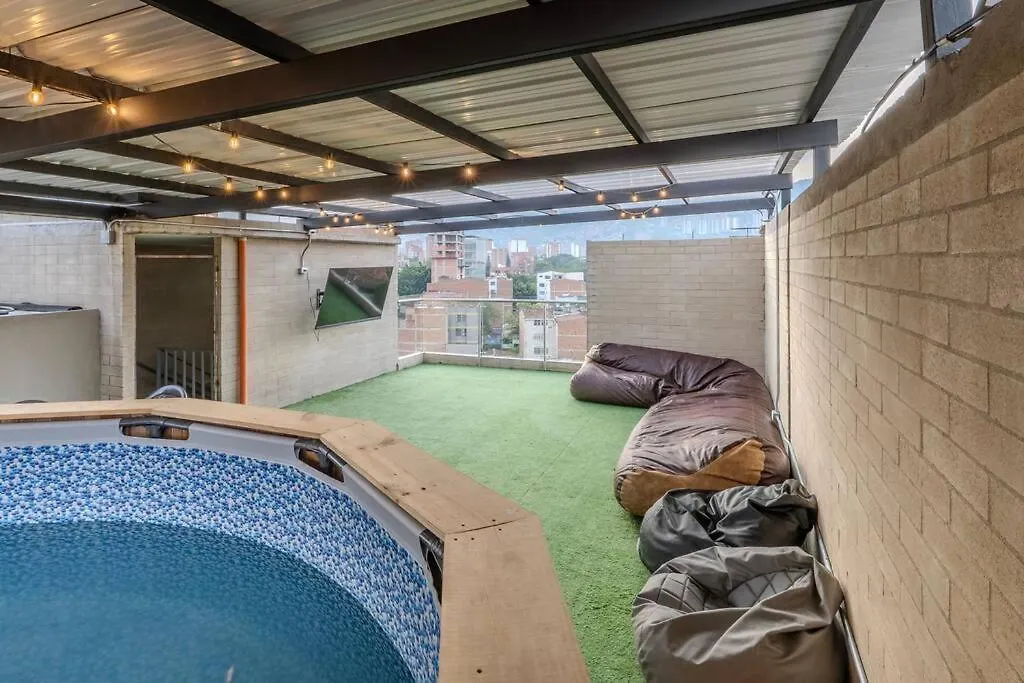 شقة Balcon En Laureles, Ac, Piscina, Estacionamiento 601 ميديلين